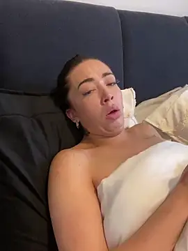 ItsCOCOx online show from 10.03.25