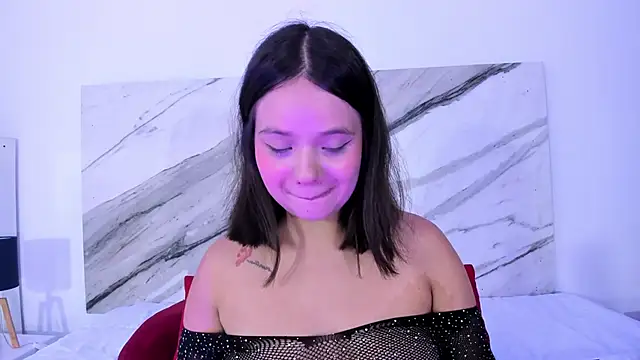 thamiina  online show from 11.11.25