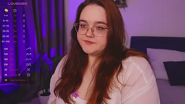 Neko Moor online show from 12.17.25