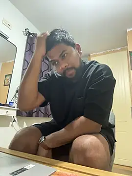 Snapshot of CrazyShashank chatting on 11.24.25 CrazyShashank online show from 11.24.25