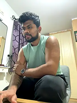 Snapshot of CrazyShashank chatting on 11.29.25 CrazyShashank online show from 11.29.25