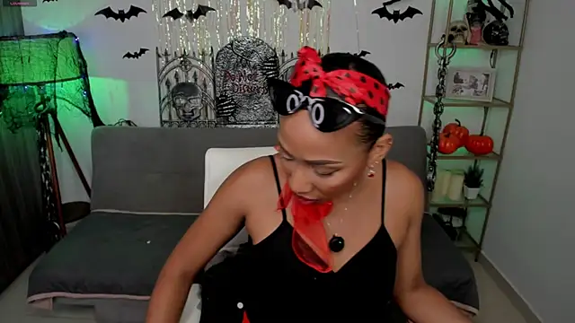 i lulu online show from 10.31.25