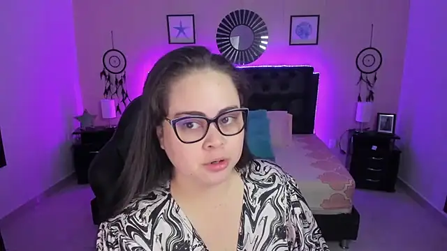 LolaVillalobos online show from 02.17.26