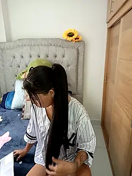 Snapshot of Babyboo_honey chatting on 11.17.25 Babyboo honey online show from 11.17.25