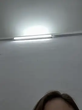 Snapshot of PhuongNhi21 chatting on 10.30.25 PhuongNhi21 online show from 10.30.25