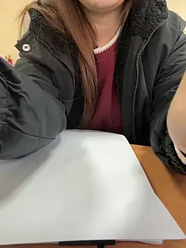 Snapshot of PhuongNhi21 chatting on 11.26.25 PhuongNhi21 online show from 11.26.25