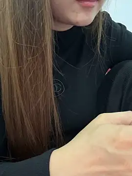 Snapshot of PhuongNhi21 chatting on 12.01.25 PhuongNhi21 online show from 12.01.25