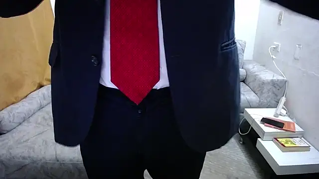 Victor Maitland online show from 10.14.25