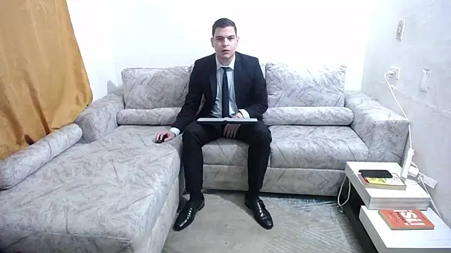 Victor Maitland online show from 11.28.25