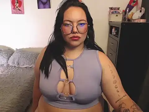 maily888  online show from 10.02.25