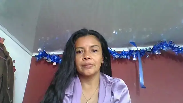 DianaOchoa  online show from 12.16.25