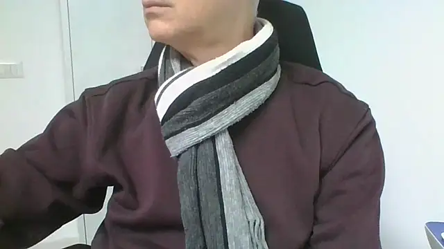 Snapshot of Sensor2000 chatting on 02.12.26 Sensor2000 online show from 02.12.26