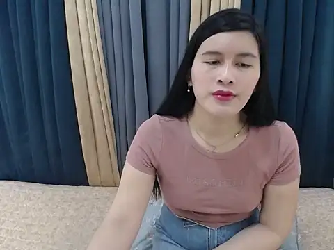 Snapshot of pinay_amaliax chatting on 10.13.25 pinay amaliax online show from 10.13.25