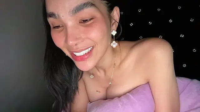 Snapshot of xxforyoureyesonlyxx chatting on 02.15.26 xxforyoureyesonlyxx online show from 02.15.26