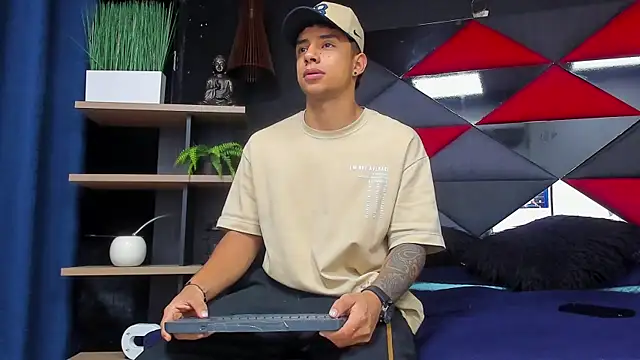 jaze bradley online show from 11.24.25