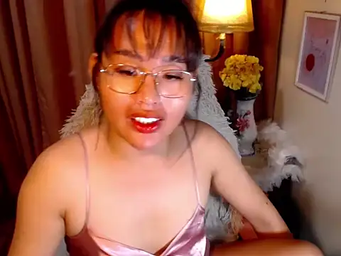 urmidnightcravingsxx online show from 04.17.26