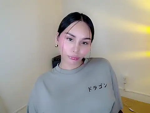 holly tabby online show from 03.26.26