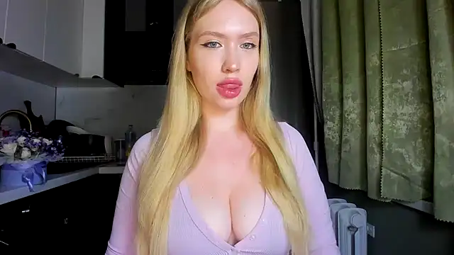 NicoleRiccii online show from 09.25.25