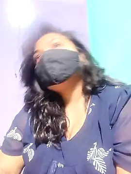 Snapshot of pushpak32 chatting on 11.21.25 pushpak32 online show from 11.21.25