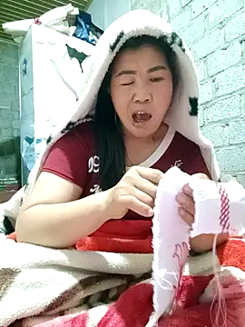 jienrrr online show from 10.12.25