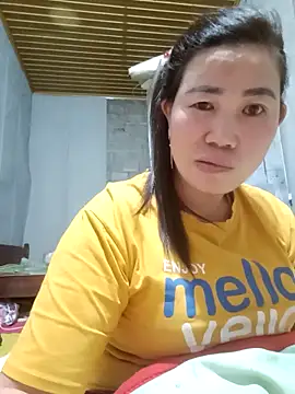 jienrrr online show from 10.30.25