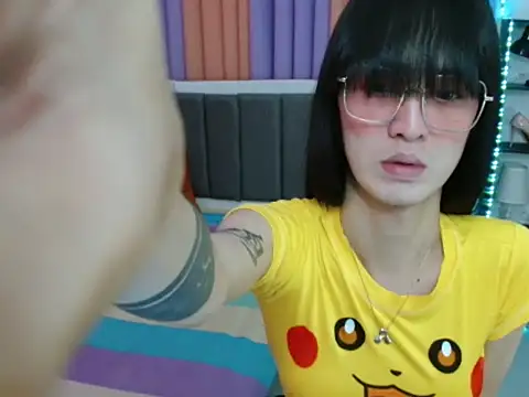 XxTsUncutAskaxX online show from 10.14.25