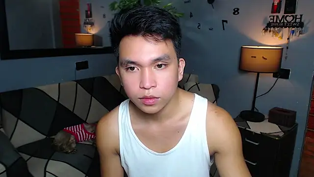 Snapshot of KingMateoGrey chatting on 12.17.25 KingMateoGrey online show from 12.17.25