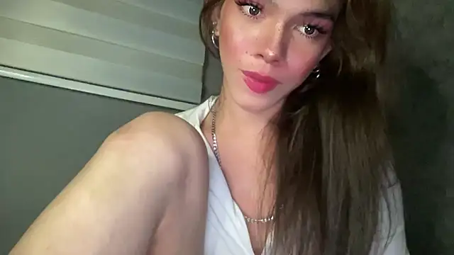 Snapshot of Misselliefayexxx chatting on 11.27.25 Misselliefayexxx online show from 11.27.25