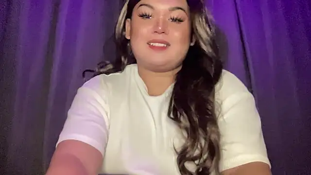 RedHead Thalia online show from 10.17.25