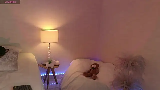 emily mars1 online show from 11.14.25