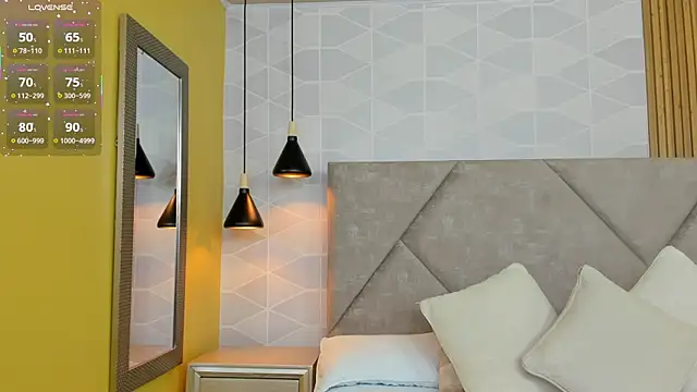 Jade Whisper online show from 09.12.25