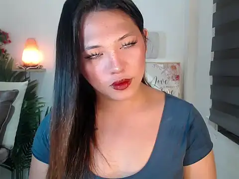 Snapshot of scarlett_brownx69 chatting on 05.28.26 scarlett brownx69 online show from 05.28.26