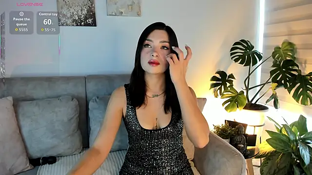 Estrer collins online show from 05.15.26