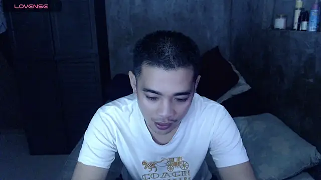 Snapshot of popmycherryxxx chatting on 11.27.25 popmycherryxxx online show from 11.27.25