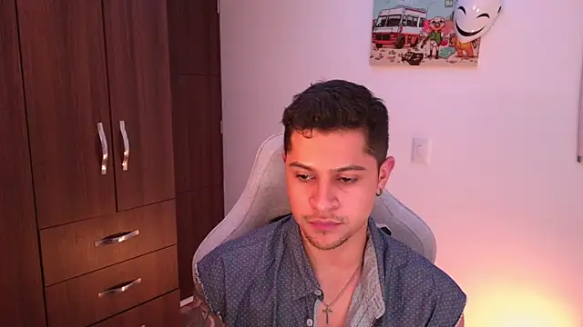 domsantiago  online show from 10.31.25