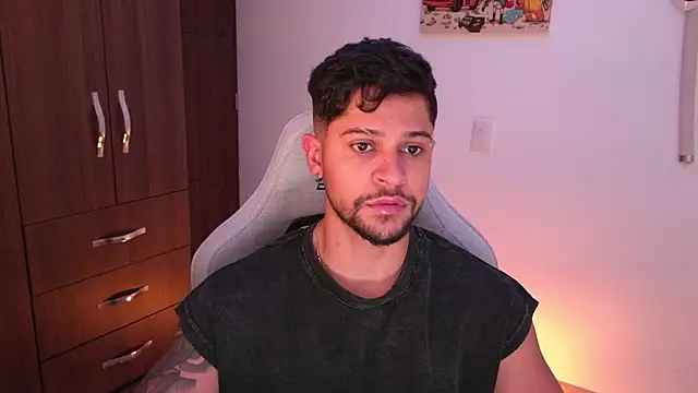 domsantiago  online show from 02.04.26