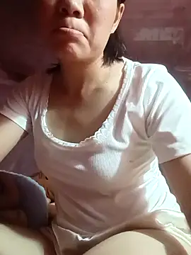 Nguyet135 online show from 04.08.26