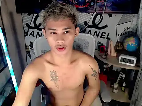 asianhardcock25 online show from 04.15.26