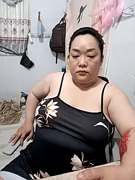 Snapshot of Cindy237st chatting on 10.16.25 Cindy237st online show from 10.16.25