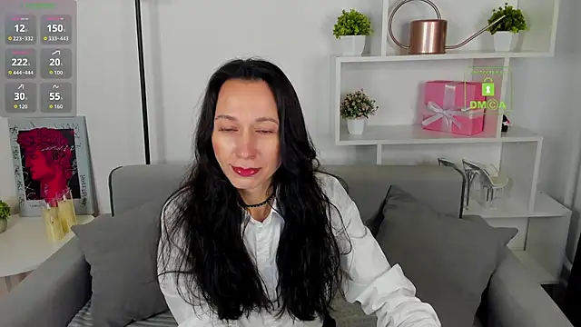 RubiHarlot online show from 09.30.25