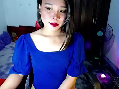 Snapshot of Urassiansweetcummer chatting on 07.07.26 Urassiansweetcummer online show from 07.07.26