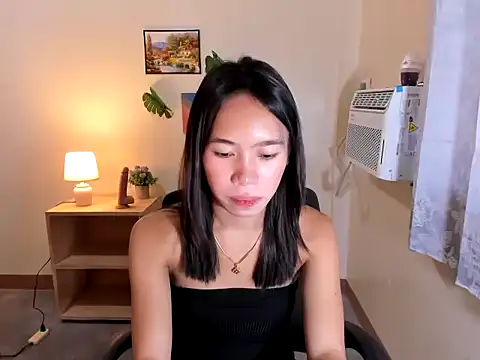 Snapshot of Shindoll chatting on 09.28.25 Shindoll online show from 09.28.25