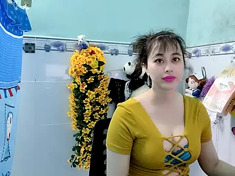 emgaixinhngoan online show from 09.30.25