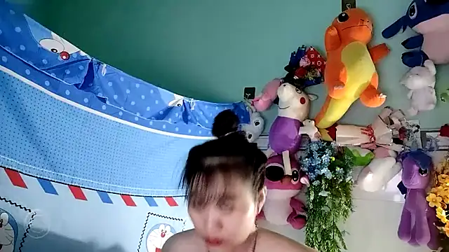 emgaixinhngoan online show from 11.22.25