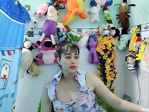 emgaixinhngoan online show from 12.02.25