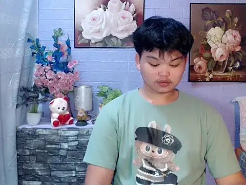 Reynelcock online show from 05.05.26