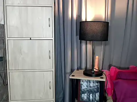 Snapshot of GoddessAphroditex chatting on 10.06.25 GoddessAphroditex online show from 10.06.25