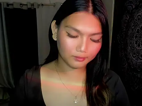 Lou heart online show from 02.11.26