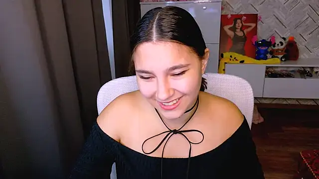 Snapshot of Arianna_Grend chatting on 09.23.25 Arianna Grend online show from 09.23.25