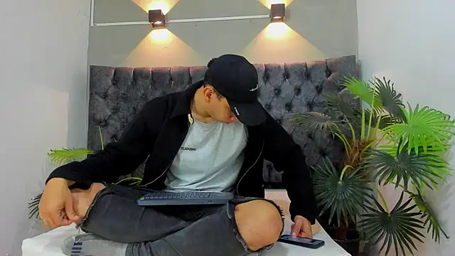 ALAN REDINGER online show from 11.26.25